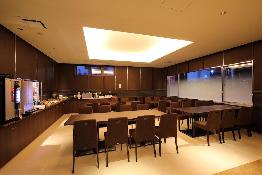 Welina Hotel Dotonbori Osaka Bagian luar foto