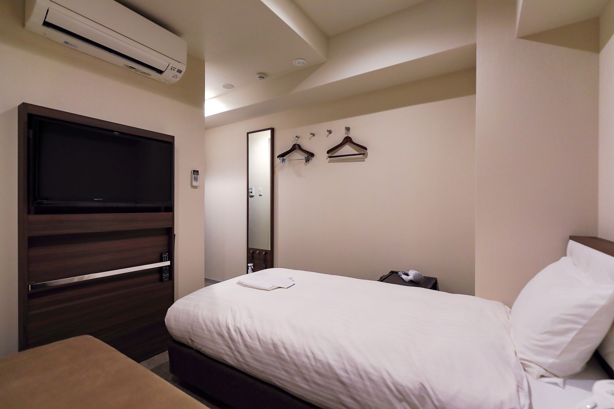 Welina Hotel Dotonbori Osaka Bagian luar foto